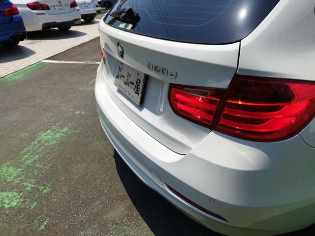 ＢＭＷ ３シリーズ ３２０ｄ H26年 (近畿) 99