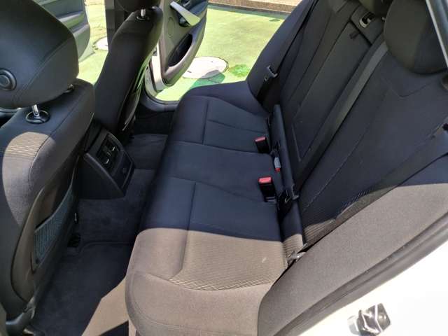 ＢＭＷ ３シリーズ ３２０ｄ H26年 (近畿) 99
