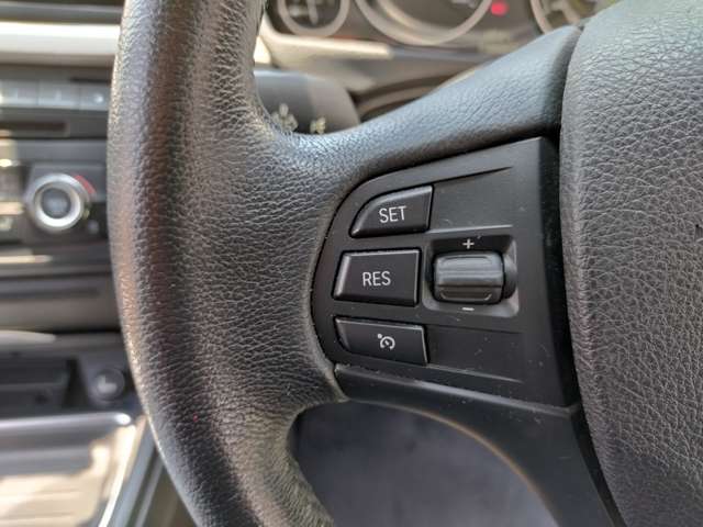 ＢＭＷ ３シリーズ ３２０ｄ H26年 (近畿) 99