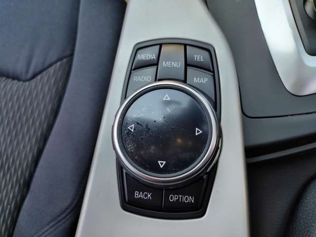 ＢＭＷ ３シリーズ ３２０ｄ H26年 (近畿) 99