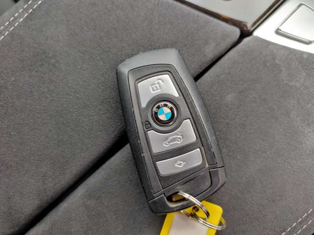 ＢＭＷ ５シリーズ ５２３Ｄ Ｍスポーツ ディーゼルターボ H26年 (近畿) 99