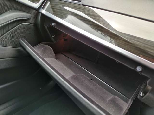 ＢＭＷ ５シリーズ ５２３Ｄ Ｍスポーツ ディーゼルターボ H26年 (近畿) 99