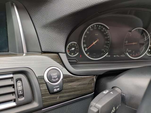 ＢＭＷ ５シリーズ ５２３Ｄ Ｍスポーツ ディーゼルターボ H26年 (近畿) 99
