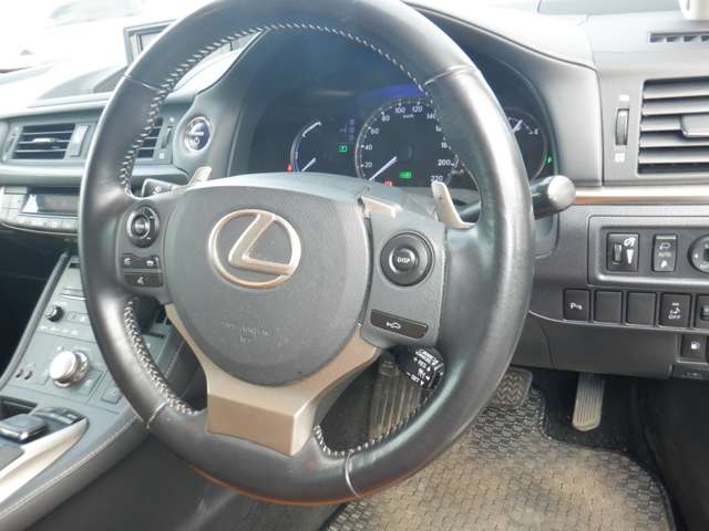 レクサス ＣＴ２００ｈ バージョンＣ H27年 () 99