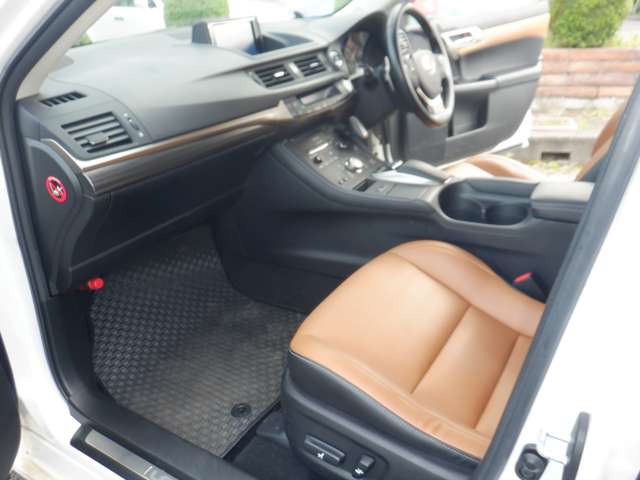 レクサス ＣＴ２００ｈ バージョンＣ H27年 () 99