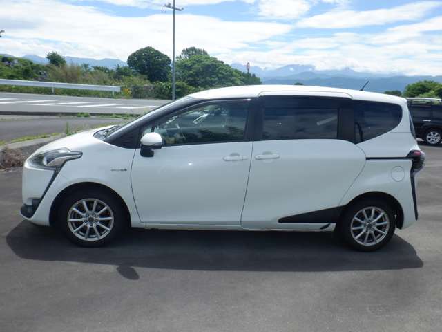 トヨタ シエンタ　ハイブリッド ハイブリッド １．５ Ｇ H27年 () 99