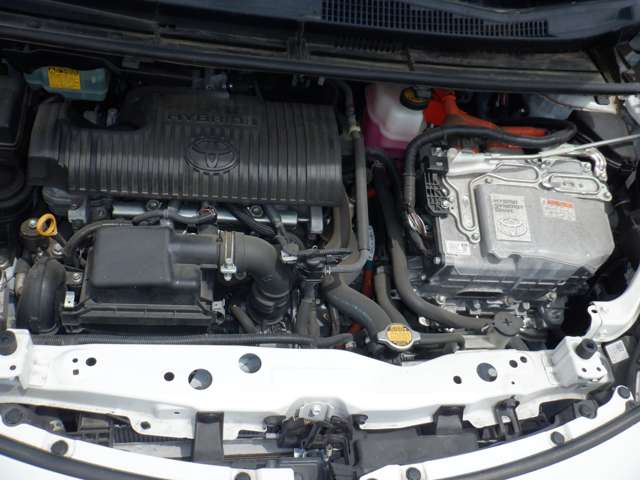 トヨタ シエンタ　ハイブリッド ハイブリッド １．５ Ｇ H27年 () 99