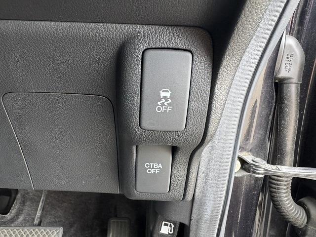 ホンダ Ｎ　ＢＯＸ ６６０ カスタムＧ ＳＳパッケージ H26年 (近畿) 99
