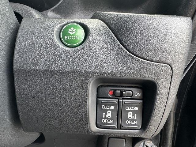 ホンダ Ｎ　ＢＯＸ ６６０ カスタムＧ ＳＳパッケージ H26年 (近畿) 99