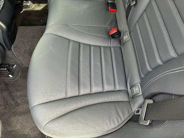 メルセデスベンツ ＧＬＣクーペ ３５０ Ｅ ４マチック ＡＭＧライン ４ＷＤ R3年 (近畿) 99