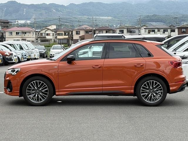アウディ Ｑ３ ３５　ＴＦＳＩ　Ｓライン R7年 (近畿) 99