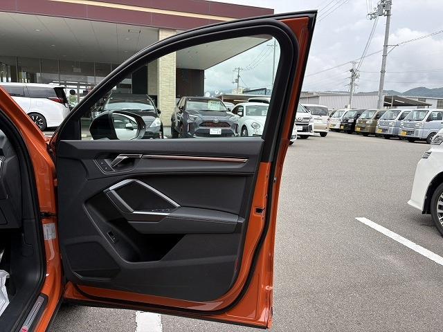 アウディ Ｑ３ ３５　ＴＦＳＩ　Ｓライン R7年 (近畿) 99
