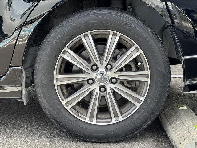トヨタ プリウスΑ １．８ Ｓ チューン ブラック H26年 (近畿) 99