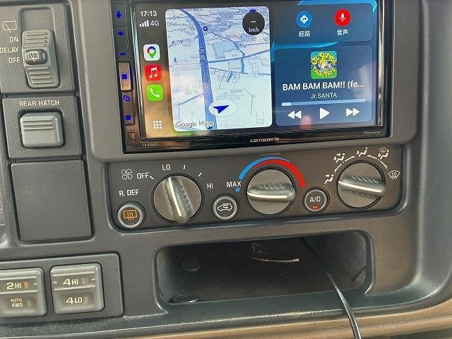シボレー サバーバン １５００ＬＴ ５．３ Ｖ８ ４ＷＤ H13年 (近畿) 99