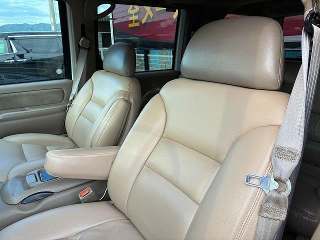 シボレー サバーバン １５００ＬＴ ５．３ Ｖ８ ４ＷＤ H13年 (近畿) 99