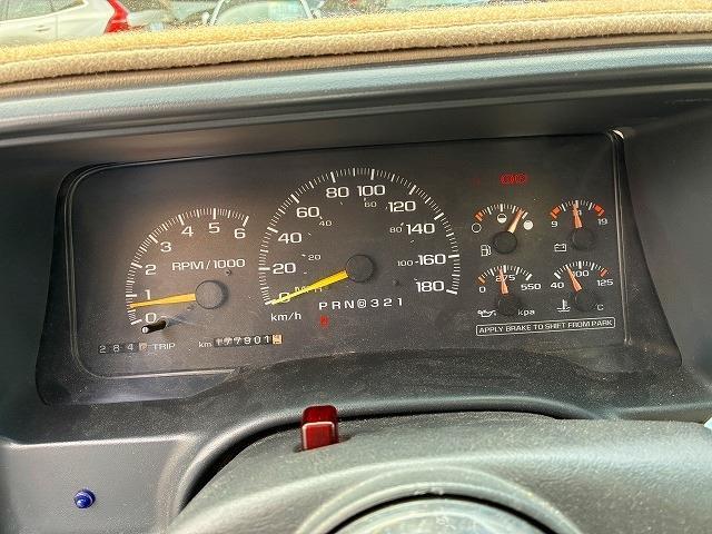 シボレー サバーバン １５００ＬＴ ５．３ Ｖ８ ４ＷＤ H13年 (近畿) 99