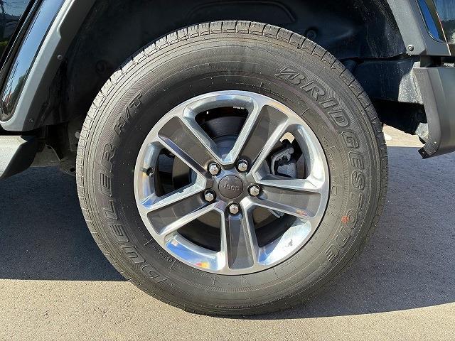 ジープ ラングラー　アンリミテッド アンリミテッド サハラ ２．０Ｌ ４ＷＤ R4年 (近畿) 99