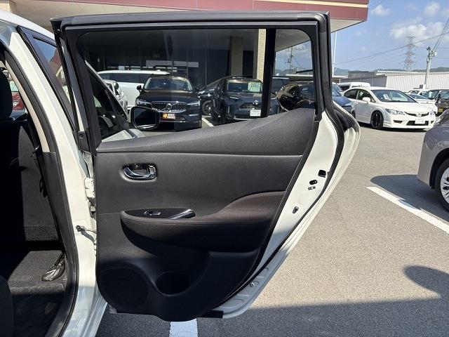 日産 リーフ ３０ＫＷＨ Ｘ サンクス エディション H28年 (近畿) 99