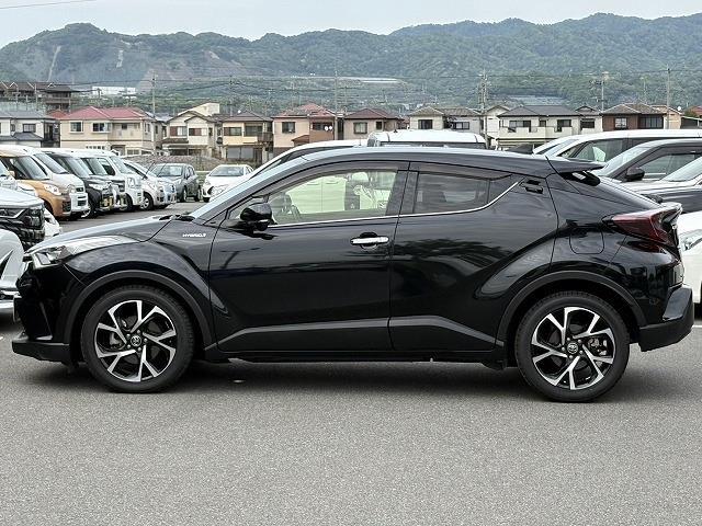 トヨタ Ｃ−ＨＲ ハイブリッド １．８ Ｇ ＬＥＤ エディション H30年 (近畿) 99