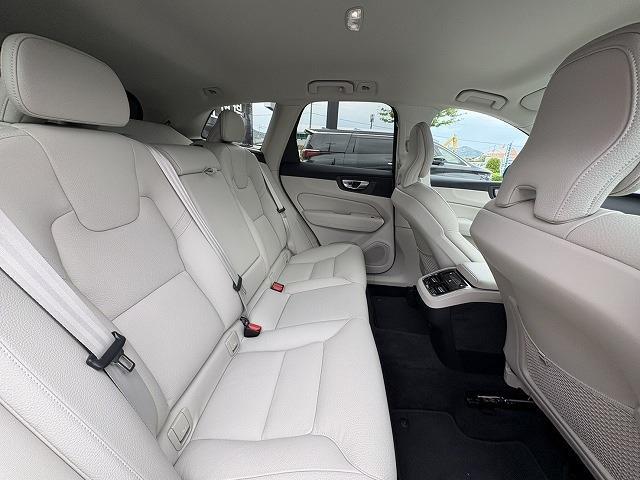 ボルボ ＸＣ６０ プラス　Ｂ５ R5年 (近畿) 99