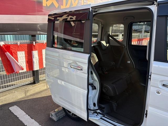 スズキ スペーシア　ギア ６６０ カスタム ハイブリッド ＸＳターボ R7年 (近畿) 99