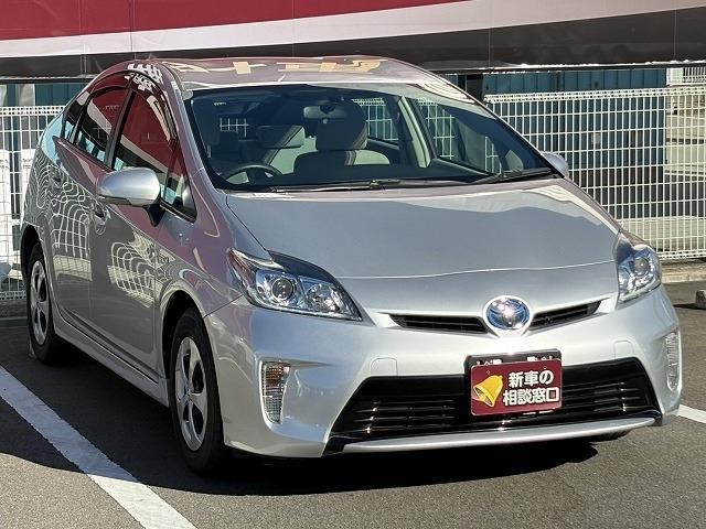 トヨタ プリウス １．８ Ｓ H25年 (近畿) 99