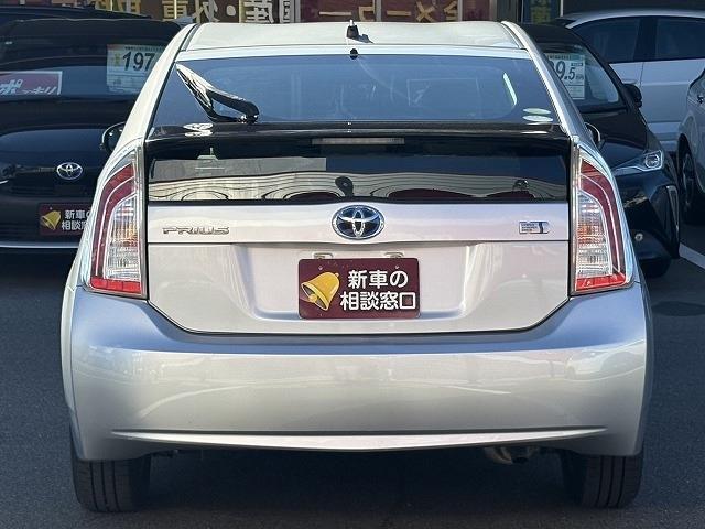 トヨタ プリウス １．８ Ｓ H25年 (近畿) 99