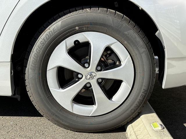 トヨタ プリウス １．８ Ｓ H25年 (近畿) 99