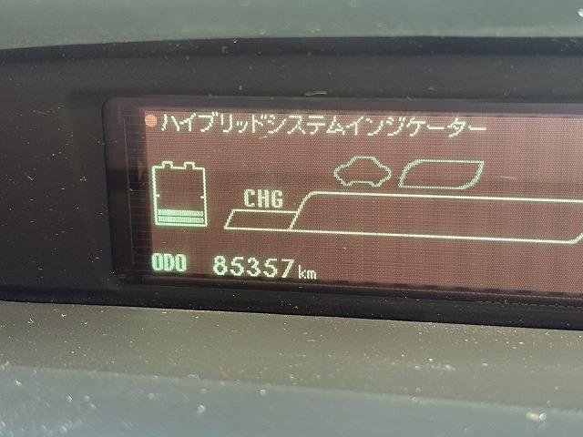 トヨタ プリウス １．８ Ｓ H25年 (近畿) 99
