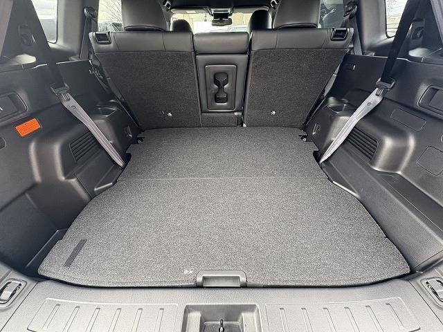 三菱 アウトランダーＰＨＥＶ ＰＨＥＶ ２．４ ブラック エディション ４ＷＤ R5年 (近畿) 99