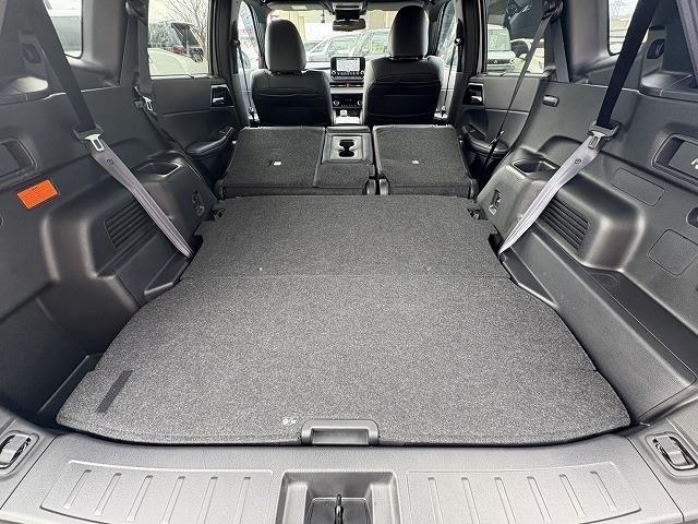三菱 アウトランダーＰＨＥＶ ＰＨＥＶ ２．４ ブラック エディション ４ＷＤ R5年 (近畿) 99