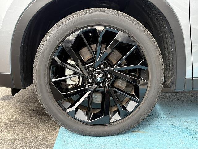 三菱 アウトランダーＰＨＥＶ ＰＨＥＶ ２．４ ブラック エディション ４ＷＤ R5年 (近畿) 99