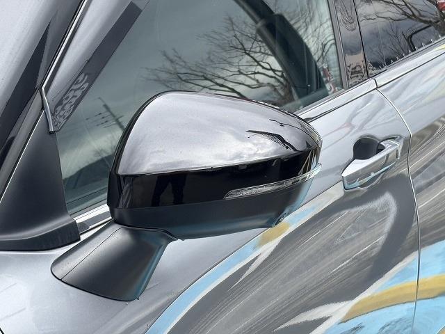 三菱 アウトランダーＰＨＥＶ ＰＨＥＶ ２．４ ブラック エディション ４ＷＤ R5年 (近畿) 99