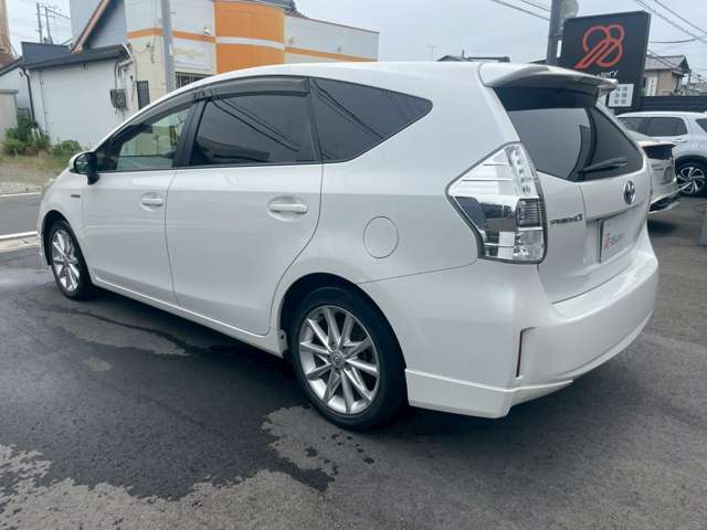 トヨタ プリウスΑ １．８ Ｓ ツーリングセレクション H25年 (近畿) 99
