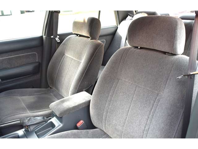 日産 クルー ２．０ ＬＸサルーン H7年 (東北) 99