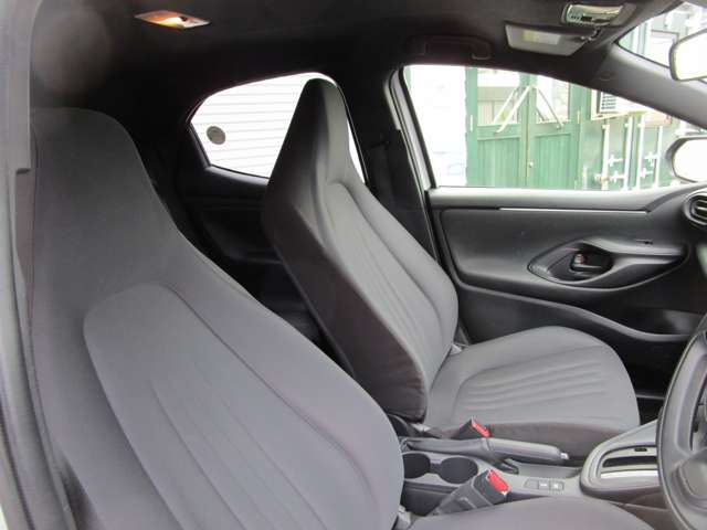 トヨタ ヤリス １．５ Ｘ ４ＷＤ R4年 (北海道) 99