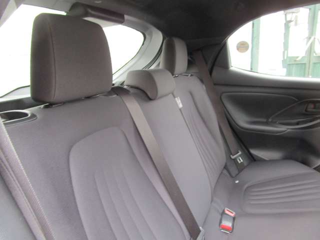 トヨタ ヤリス １．５ Ｘ ４ＷＤ R4年 (北海道) 99