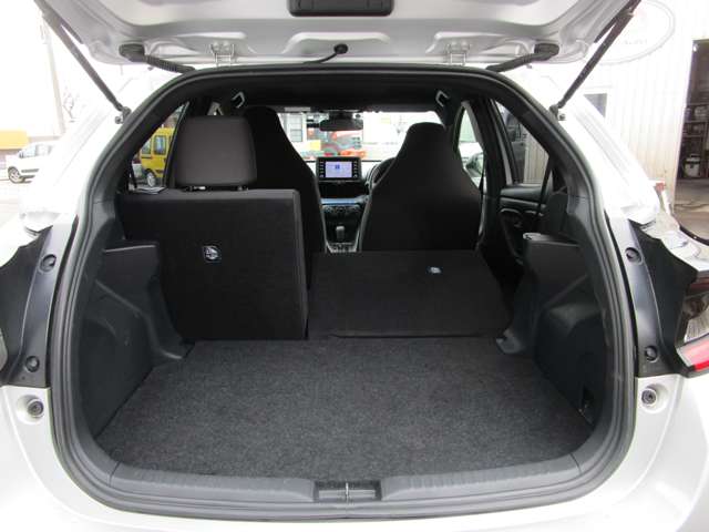 トヨタ ヤリス １．５ Ｘ ４ＷＤ R4年 (北海道) 99