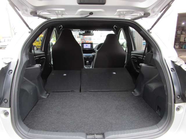 トヨタ ヤリス １．５ Ｘ ４ＷＤ R4年 (北海道) 99