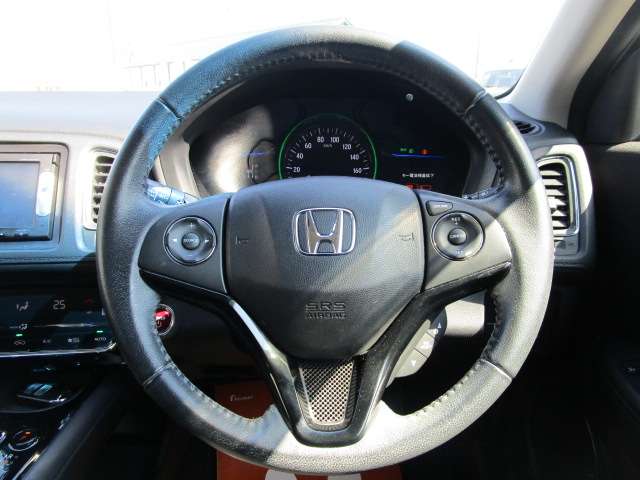 ホンダ ヴェゼル １．５ ハイブリッド Ｘ ４ＷＤ H27年 (北海道) 99