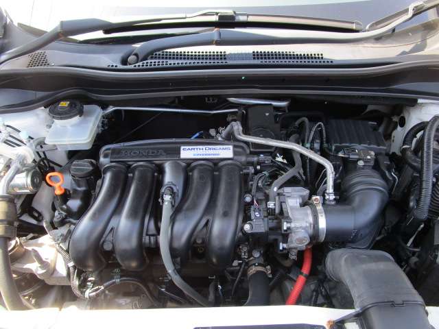 ホンダ ヴェゼル １．５ ハイブリッド Ｘ ４ＷＤ H27年 (北海道) 99