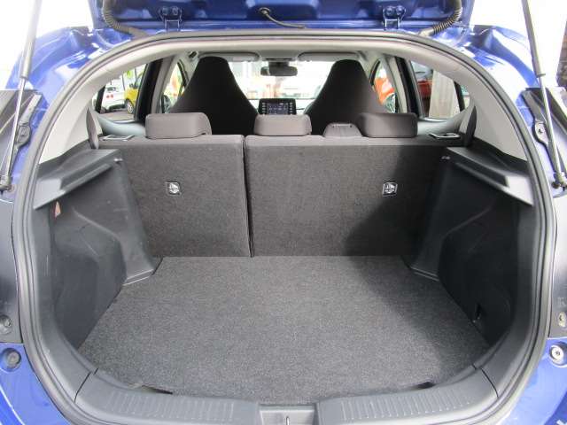 トヨタ アクア １．５ Ｘ Ｅ－ＦＯＵＲ ４ＷＤ R4年 (北海道) 99