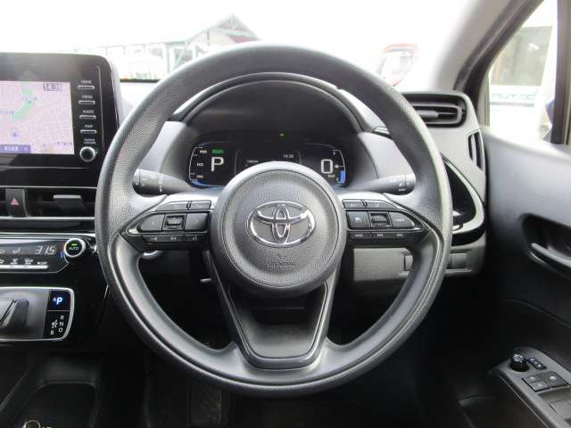 トヨタ アクア １．５ Ｘ Ｅ－ＦＯＵＲ ４ＷＤ R4年 (北海道) 99