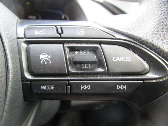 トヨタ アクア １．５ Ｘ Ｅ－ＦＯＵＲ ４ＷＤ R4年 (北海道) 99