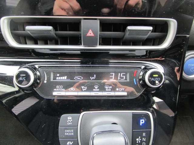 トヨタ アクア １．５ Ｘ Ｅ－ＦＯＵＲ ４ＷＤ R4年 (北海道) 99