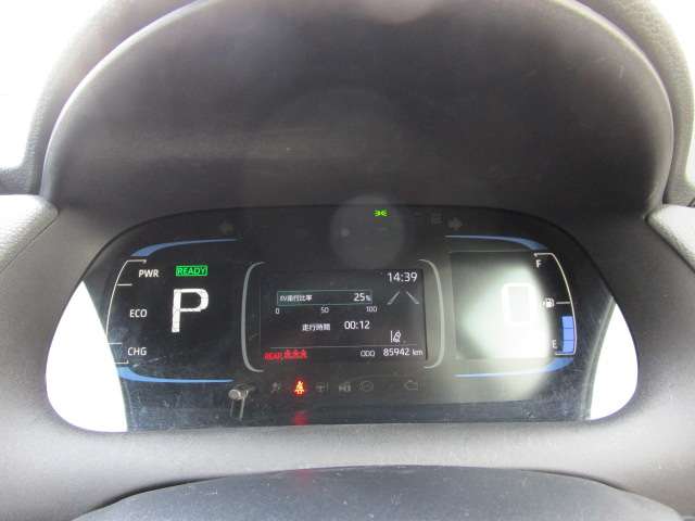 トヨタ アクア １．５ Ｘ Ｅ－ＦＯＵＲ ４ＷＤ R4年 (北海道) 99