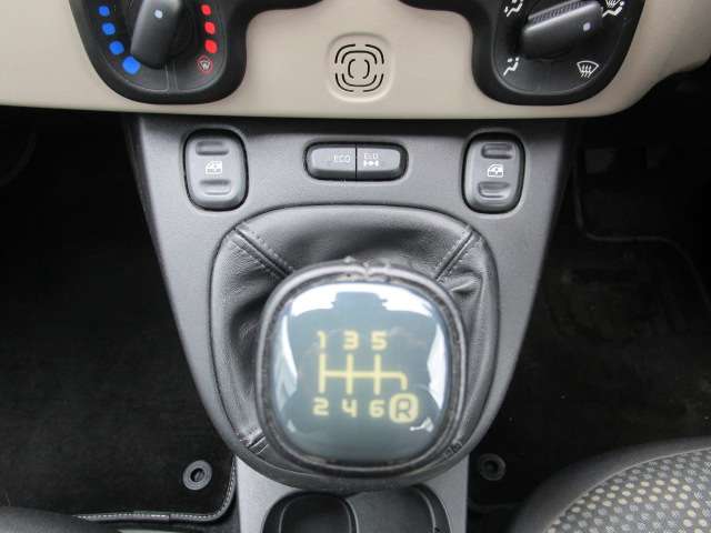 フィアット パンダ ４×４ ４ＷＤ H26年 (北海道) 99