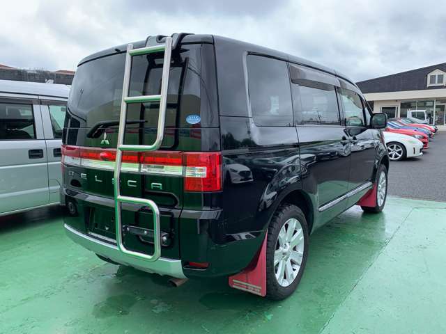 三菱 デリカ　Ｄ：５ ２．４ Ｇ リミテッドパッケージ ４ＷＤ R1年 (関東) 99