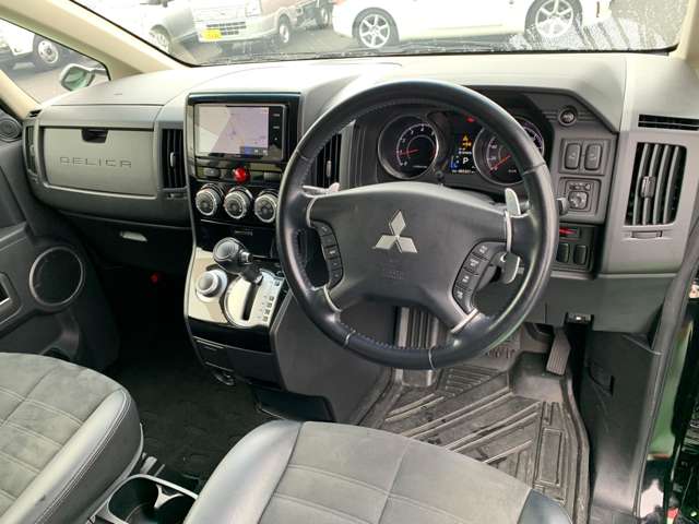 三菱 デリカ　Ｄ：５ ２．４ Ｇ リミテッドパッケージ ４ＷＤ R1年 (関東) 99
