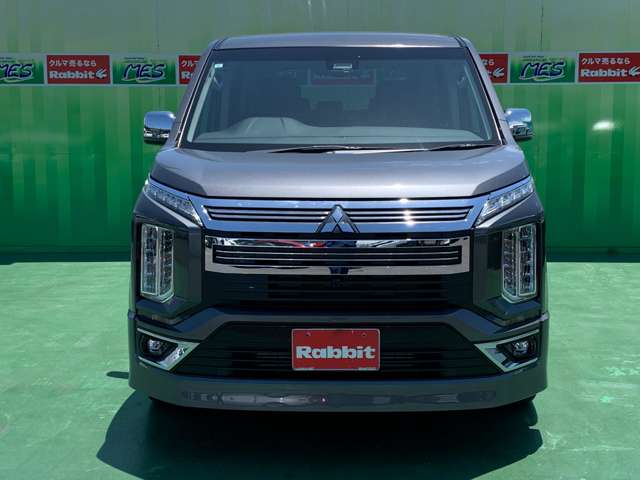 三菱 デリカ　Ｄ：５ アーバンギア ２．２ Ｇ ディーゼルターボ ４ＷＤ R1年 (関東) 99
